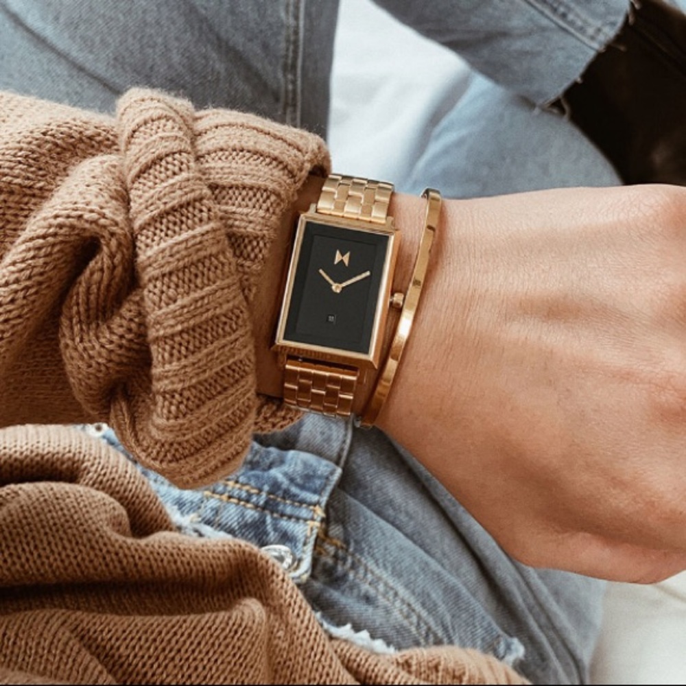BNWT MVMT women’s mason watch. Black and Gold